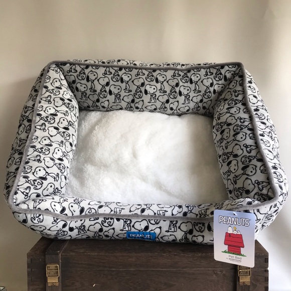 Peanuts Dog Berkshire Peanuts Plush Grey Snoopy Dog Bed 25 Poshmark
